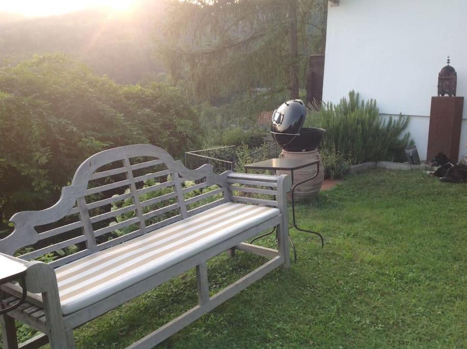 Charmantes Landhaus Mit Garten Und Traumhaftem Fernblick Thal  Kültér fotó