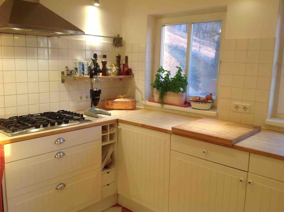 Charmantes Landhaus Mit Garten Und Traumhaftem Fernblick Thal  Kültér fotó
