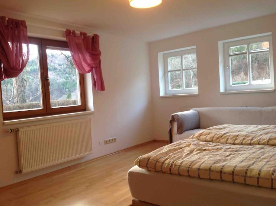 Charmantes Landhaus Mit Garten Und Traumhaftem Fernblick Thal  Kültér fotó
